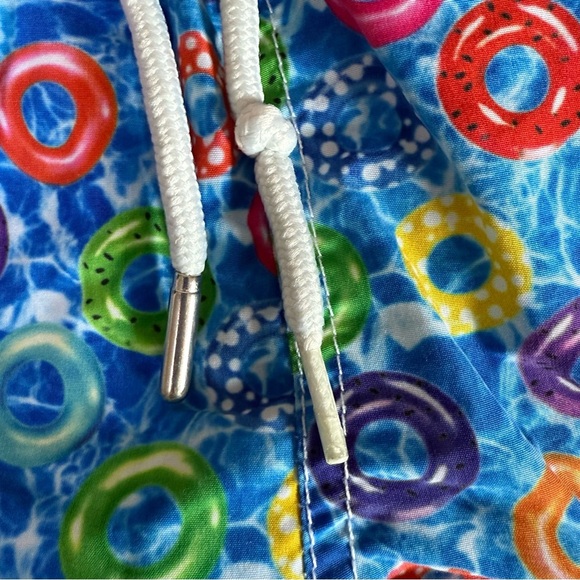 Jared Lang Mens Size Medium Lined Swim Trunks Beach Blue Doughnut Float Vacation - Picture 2 of 5